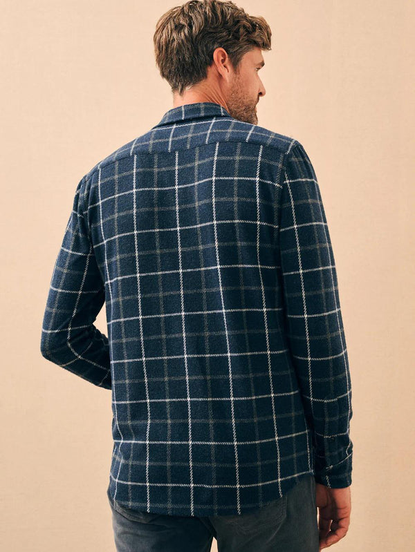 Legendâ„¢ Sweater Shirt