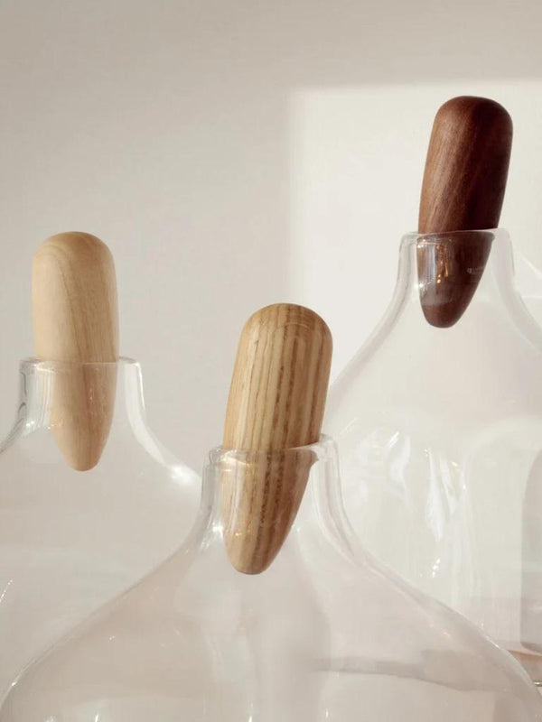 Float Decanter & Oak Stopper