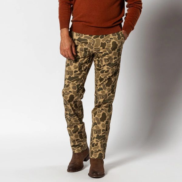 Classic Fit Gold School Chino (34L)