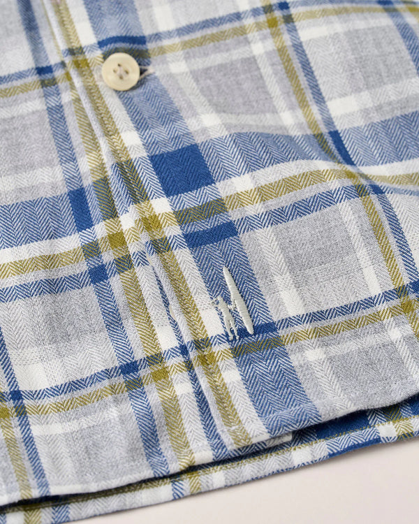 Loudon Everyday Performance Button Down Shirt